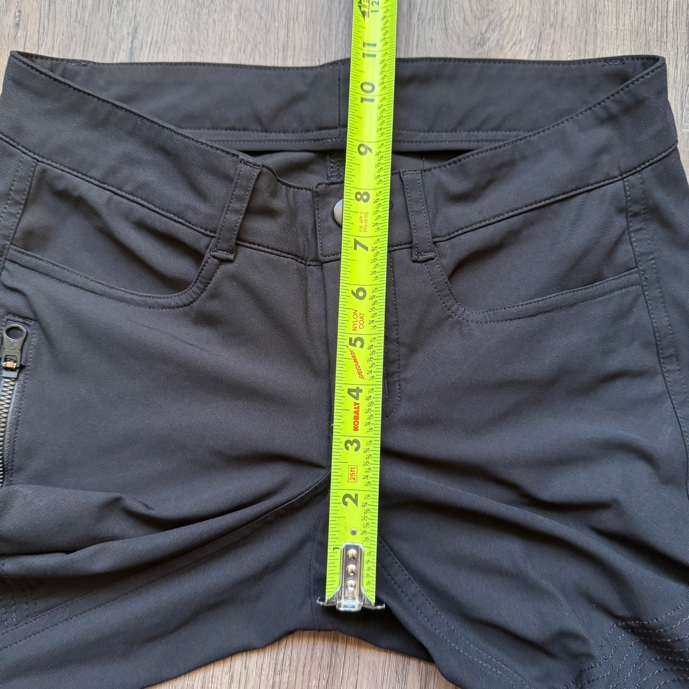 Lululemon Bust A Move Women's Pants - Estimated Size 2 - Picture 12 of 16